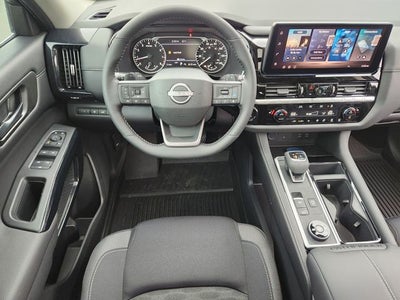 2026 Nissan Pathfinder SV PREMIUM PACKAGE