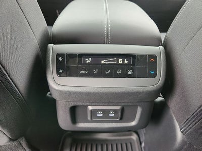 2026 Nissan Pathfinder SV PREMIUM PACKAGE