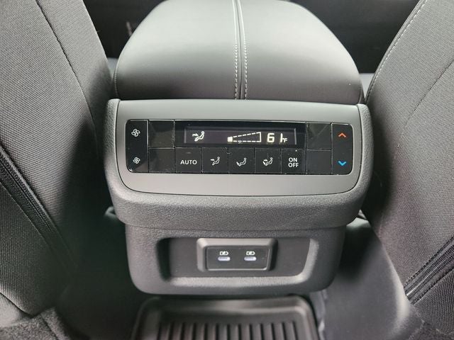 2026 Nissan Pathfinder SV PREMIUM PACKAGE