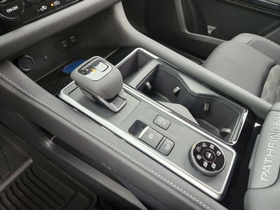 2026 Nissan Pathfinder SV PREMIUM PACKAGE