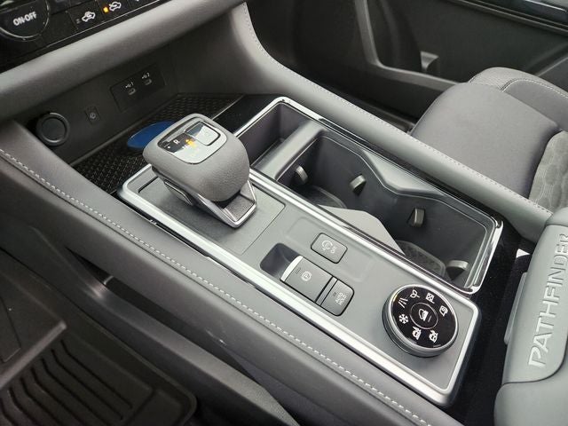 2026 Nissan Pathfinder SV PREMIUM PACKAGE