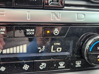 2026 Nissan Pathfinder SV PREMIUM PACKAGE