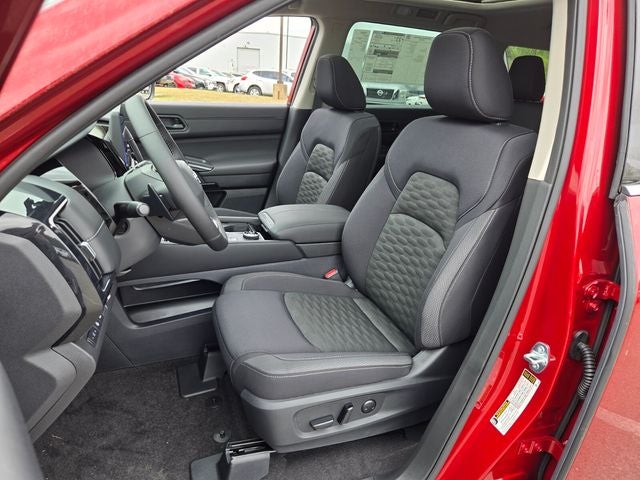 2026 Nissan Pathfinder SV PREMIUM PACKAGE