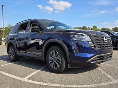 2026 Nissan Pathfinder SV PREMIUM PACKAGE