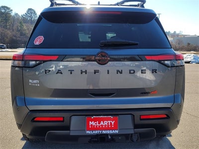 2026 Nissan Pathfinder SV PREMINUM PACKAGE