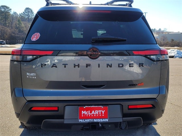 2026 Nissan Pathfinder SV PREMINUM PACKAGE