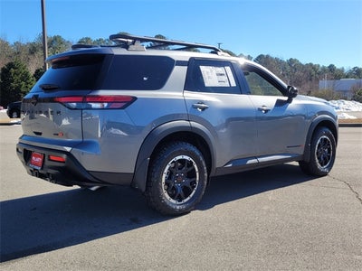 2026 Nissan Pathfinder SV