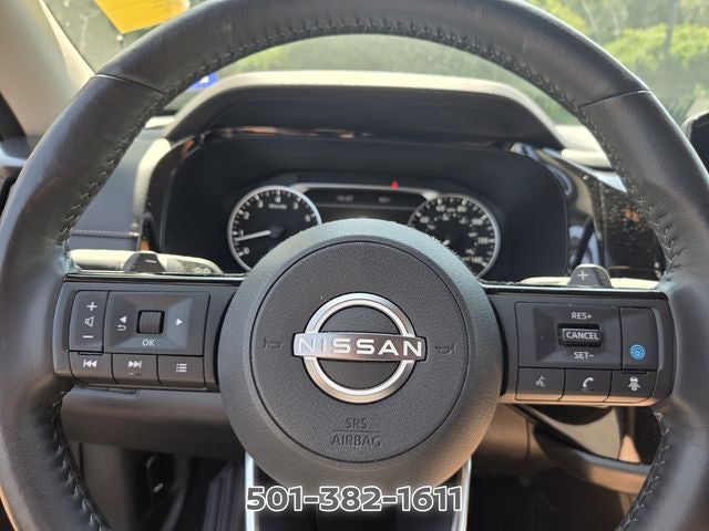 2023 Nissan Pathfinder SL