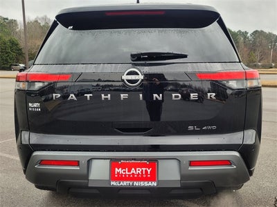 2026 Nissan Pathfinder SL