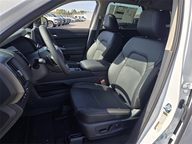 2026 Nissan Pathfinder SL PREMIUM PACKAGE