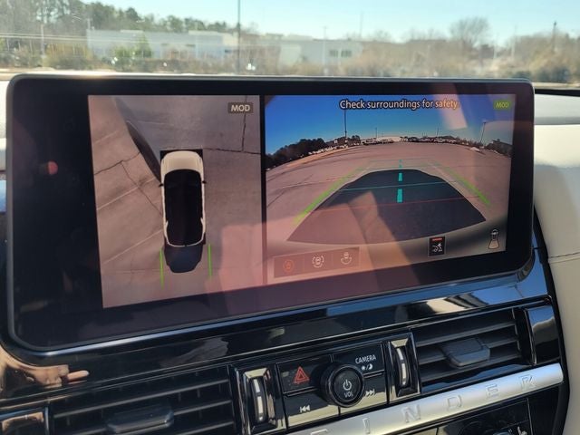 2026 Nissan Pathfinder SL PREMIUM PACKAGE