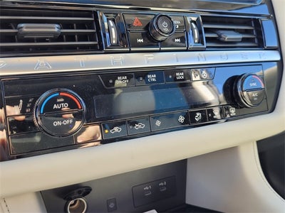 2026 Nissan Pathfinder SL PREMIUM PACKAGE