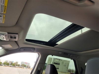 2026 Nissan Pathfinder SL PREMIUM PACKAGE