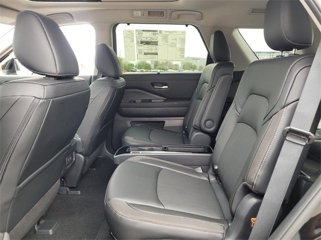 2026 Nissan Pathfinder SL PREMIUM PACKAGE