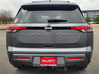 2026 Nissan Pathfinder SL