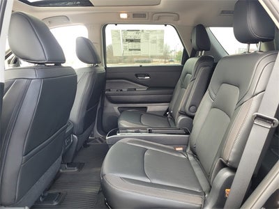 2026 Nissan Pathfinder SL PREMIUM PACKAGE