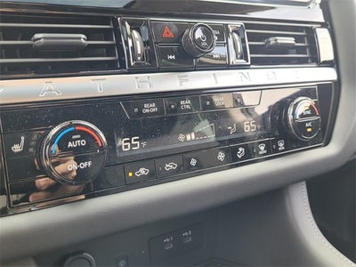 2026 Nissan Pathfinder SL PREMIUM PACKAGE