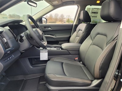 2026 Nissan Pathfinder SL PREMIUM PACKAGE