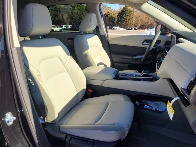 2026 Nissan Pathfinder SL PREMIUM PACKAGE