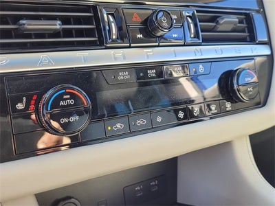 2026 Nissan Pathfinder SL PREMIUM PACKAGE