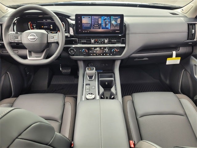 2026 Nissan Pathfinder SL PREMIUM PACKAGE