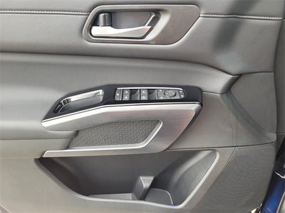 2026 Nissan Pathfinder SL PREMIUM PACKAGE