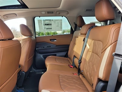 2026 Nissan Pathfinder Platinum