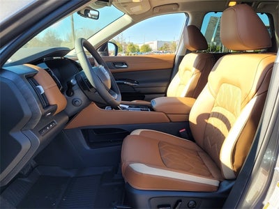 2026 Nissan Pathfinder Platinum