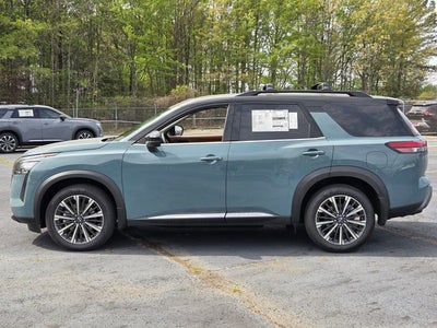 2026 Nissan Pathfinder Platinum
