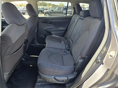 2021 Toyota Highlander LE