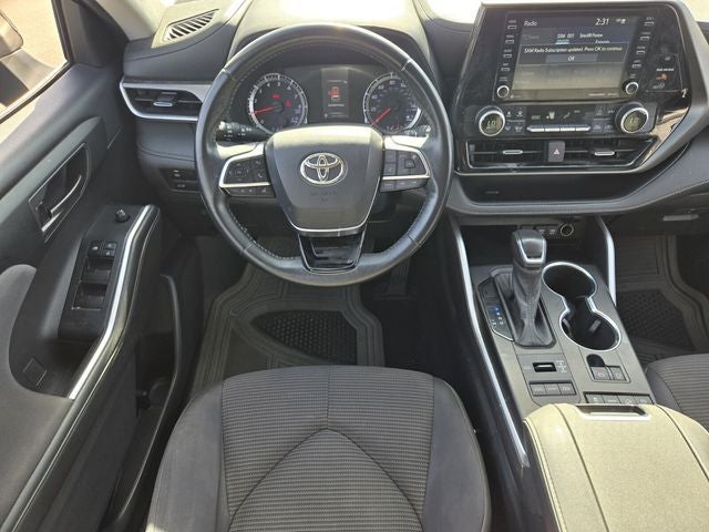 2021 Toyota Highlander LE