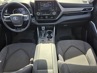 2021 Toyota Highlander LE