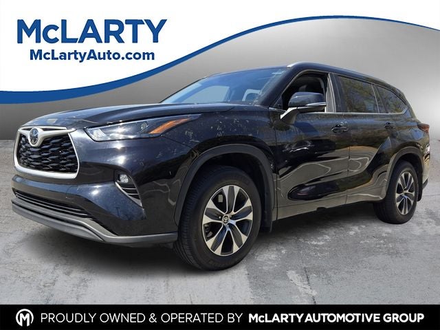 2024 Toyota Highlander LE