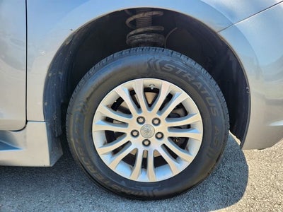 2017 Toyota Sienna L Handicap Lift Handicap Lift