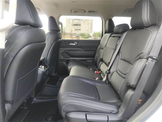 2026 Nissan Armada SV