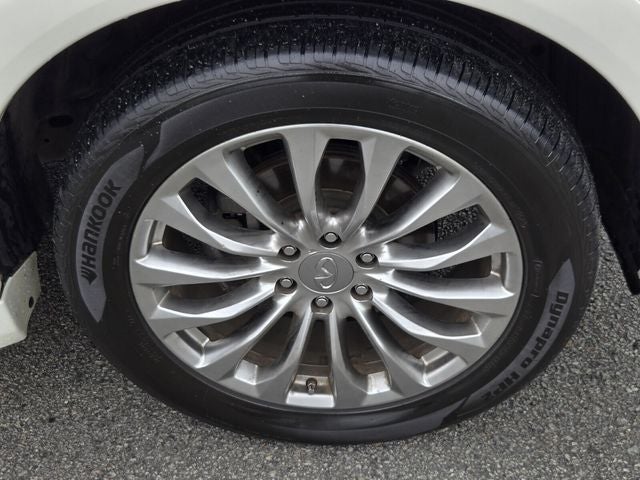 2017 INFINITI QX80 Base