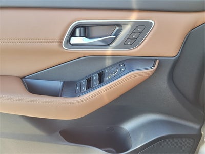 2026 Nissan Rogue Platinum PREMIUM & TECHNOLOGY PACKAGE