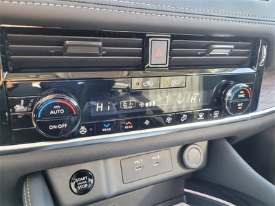 2026 Nissan Rogue Platinum PREMINUM AND TECH PACKAGE AWD