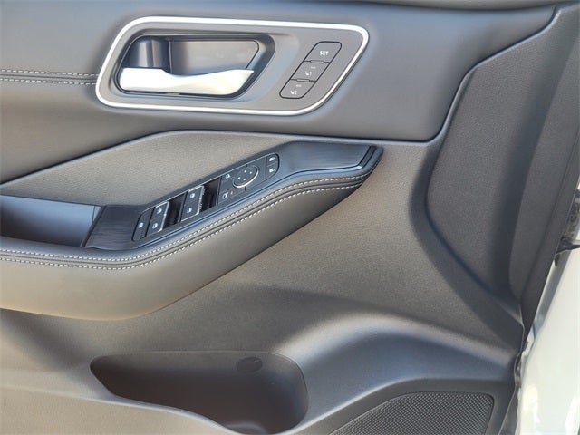 2026 Nissan Rogue Platinum PREMINUM AND TECH PACKAGE AWD