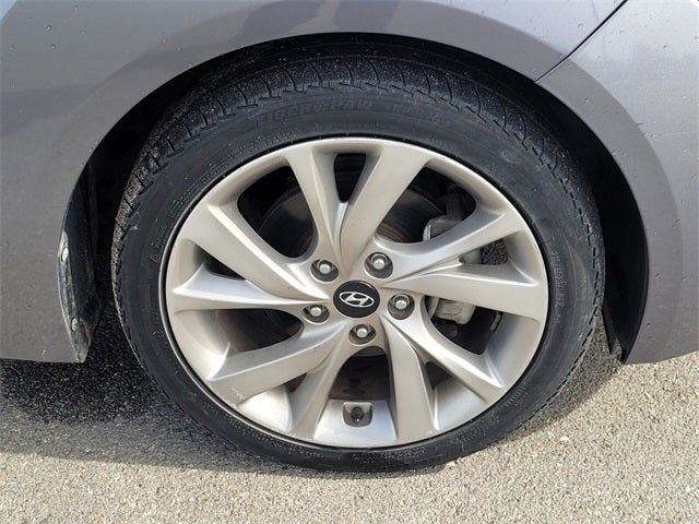 2017 Hyundai Veloster Base