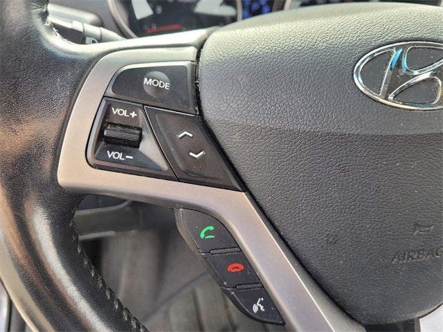 2017 Hyundai Veloster Base