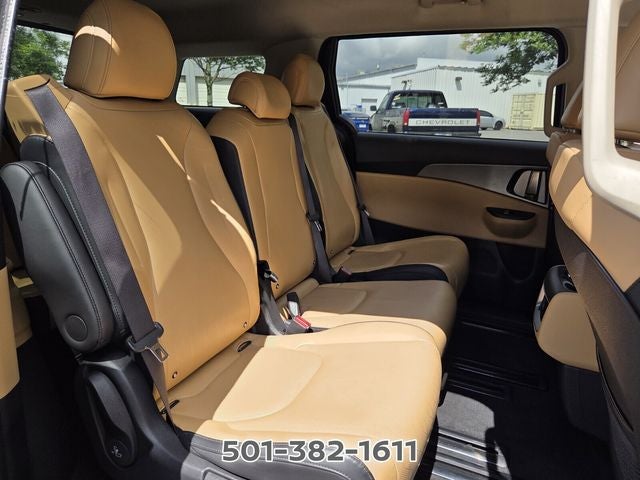 2024 Kia Carnival LX