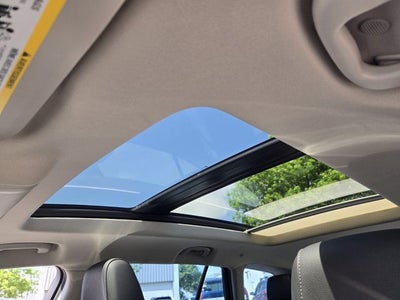 2019 Buick Regal TourX Essence