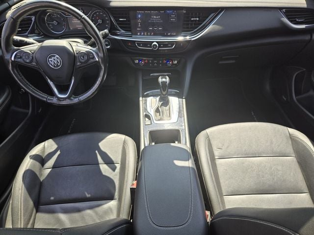 2019 Buick Regal TourX Essence