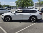 2019 Buick Regal TourX Essence