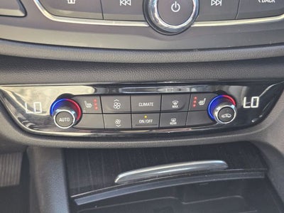 2019 Buick Regal TourX Essence