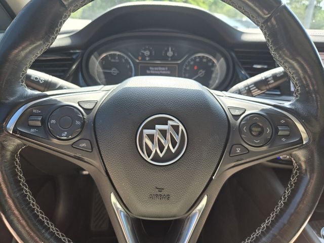 2019 Buick Regal TourX Essence