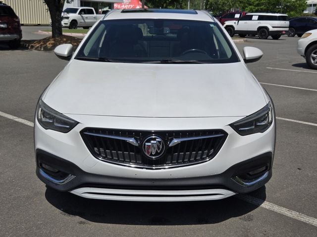 2019 Buick Regal TourX Essence
