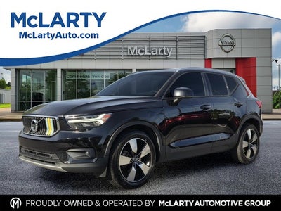 2019 Volvo XC40 Momentum