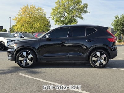 2019 Volvo XC40 Momentum